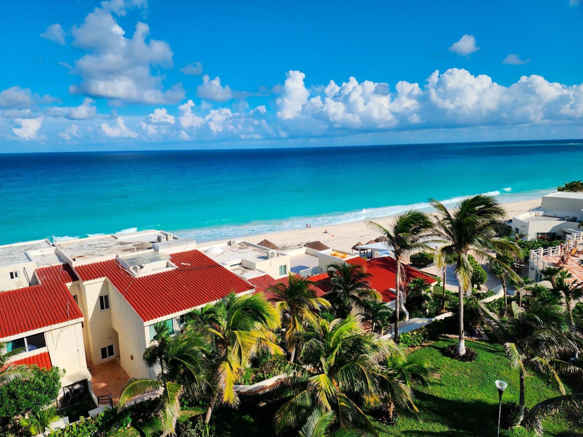 Beachfront Apartments Cancun Luaran gambar