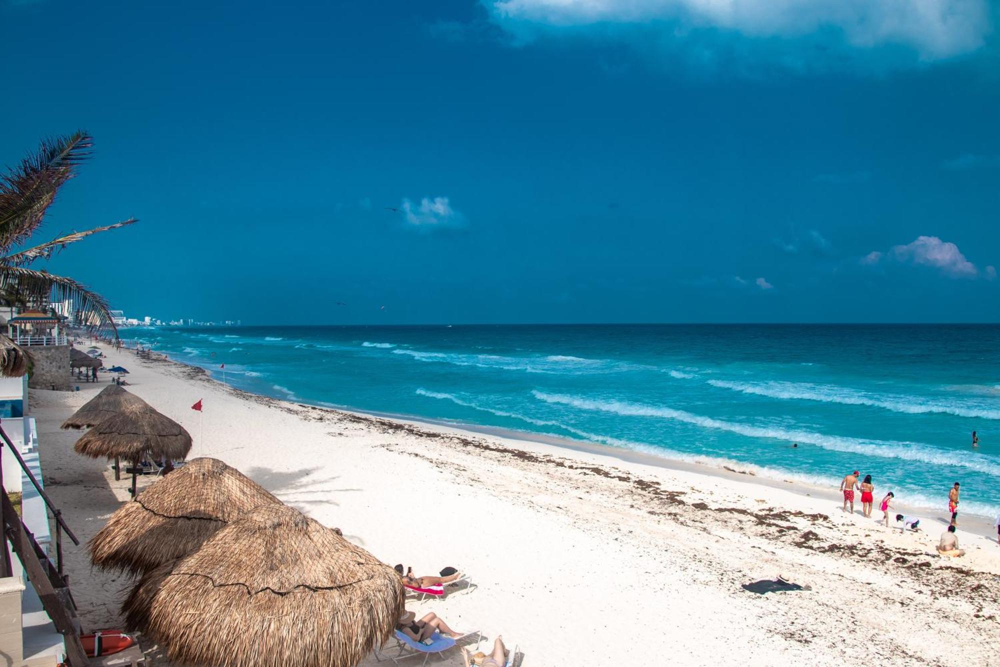 Beachfront Apartments Cancun Luaran gambar
