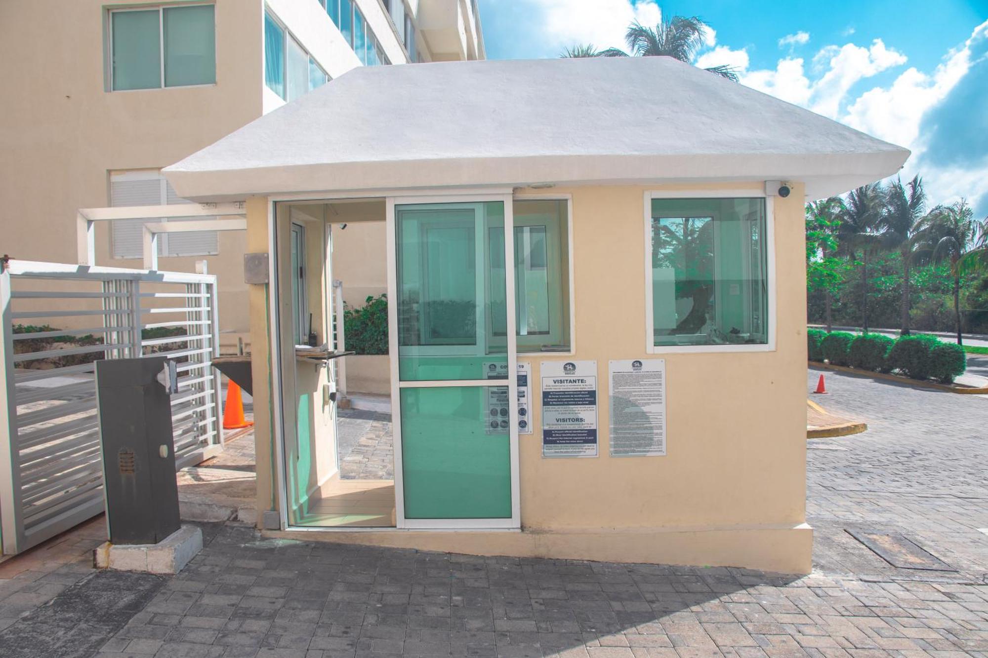 Beachfront Apartments Cancun Luaran gambar