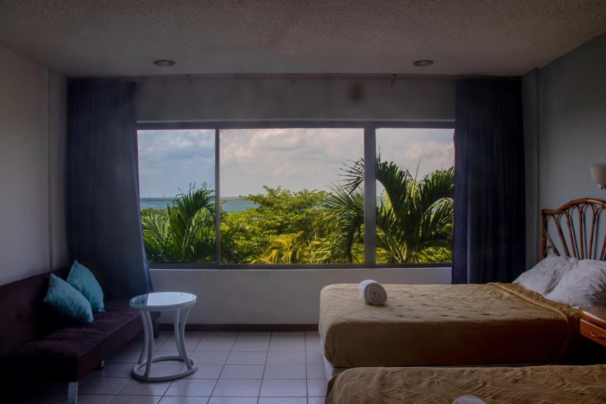 Beachfront Apartments Cancun Bilik gambar