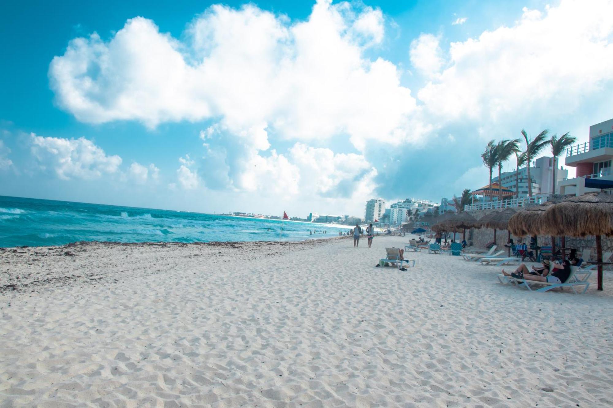 Beachfront Apartments Cancun Luaran gambar